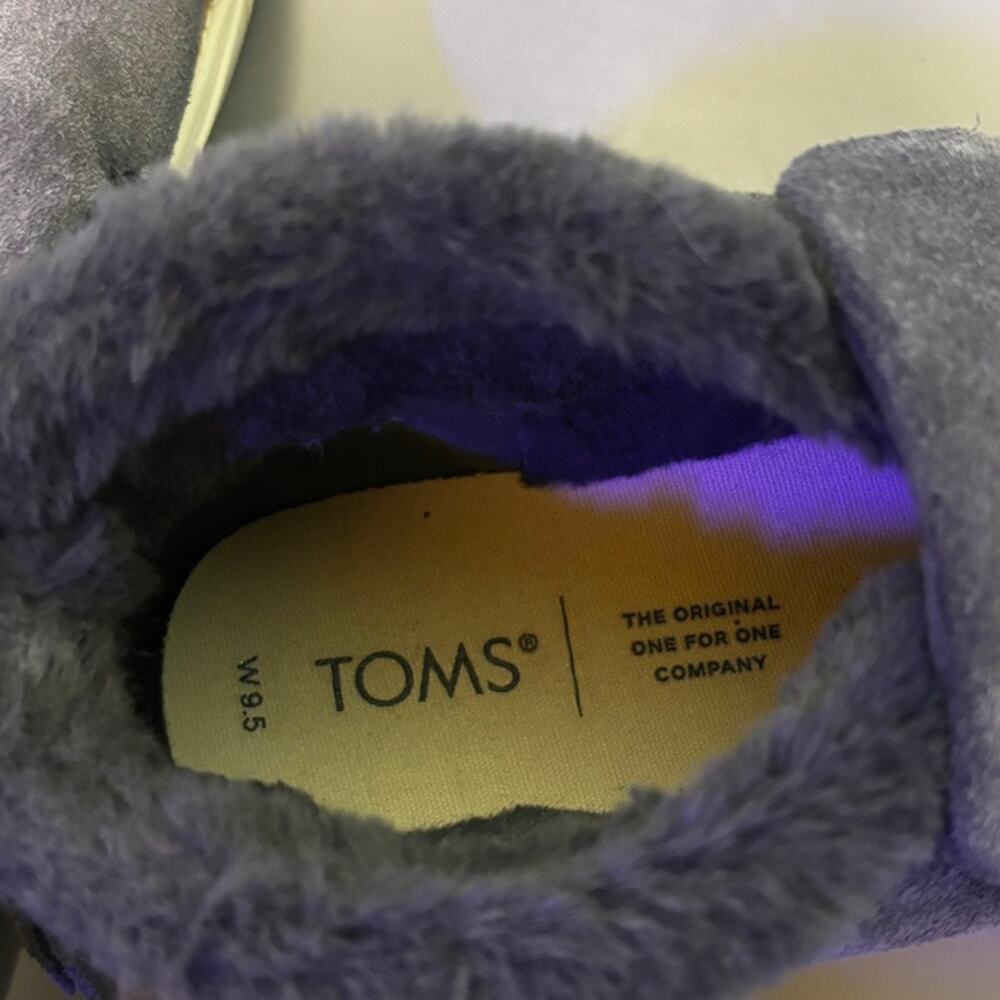 TOMS Paxton Boots Women's Size 9.5 Gray Suede Faux Fur Slip On Ankle Shoes - Picture 7 of 8